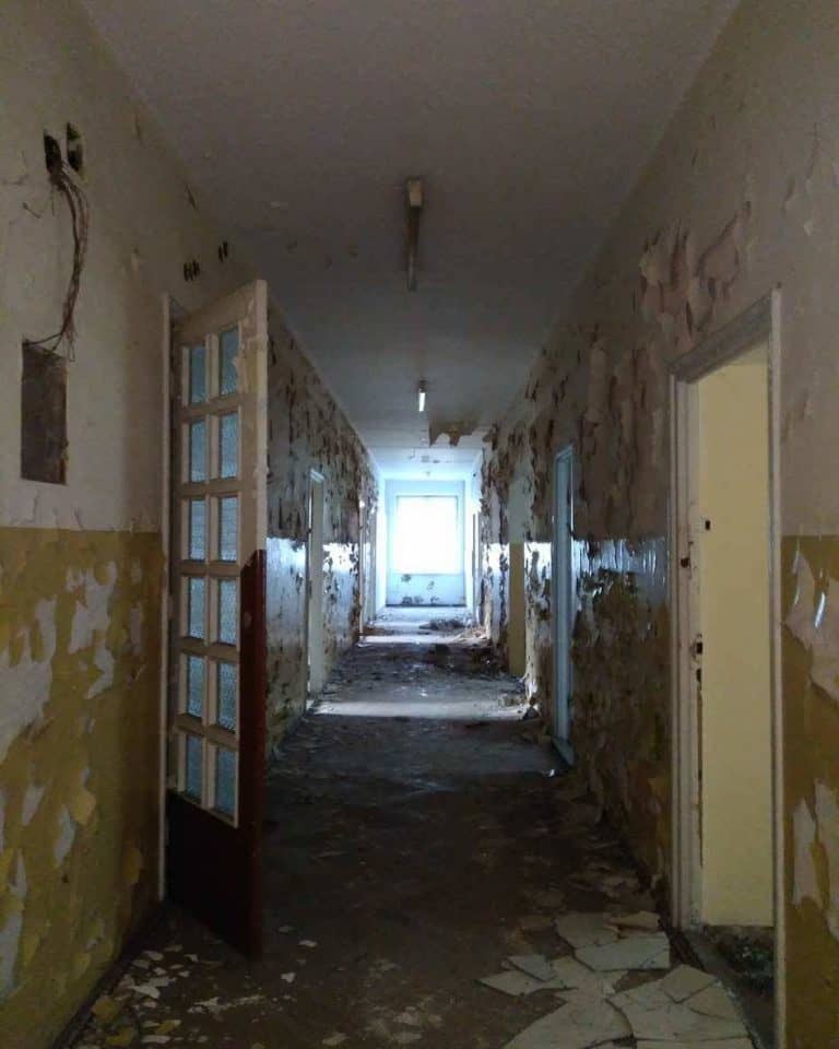 Budynek administracyjny WSK Mielec, Mielec, województwo podkarpackie - zdjęcie 1