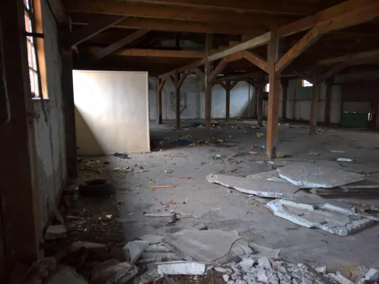 Opuszczone budynki PKP Laskowice Pomorskie, Laskowice, kujawsko-pomorskie — zdjęcie 6