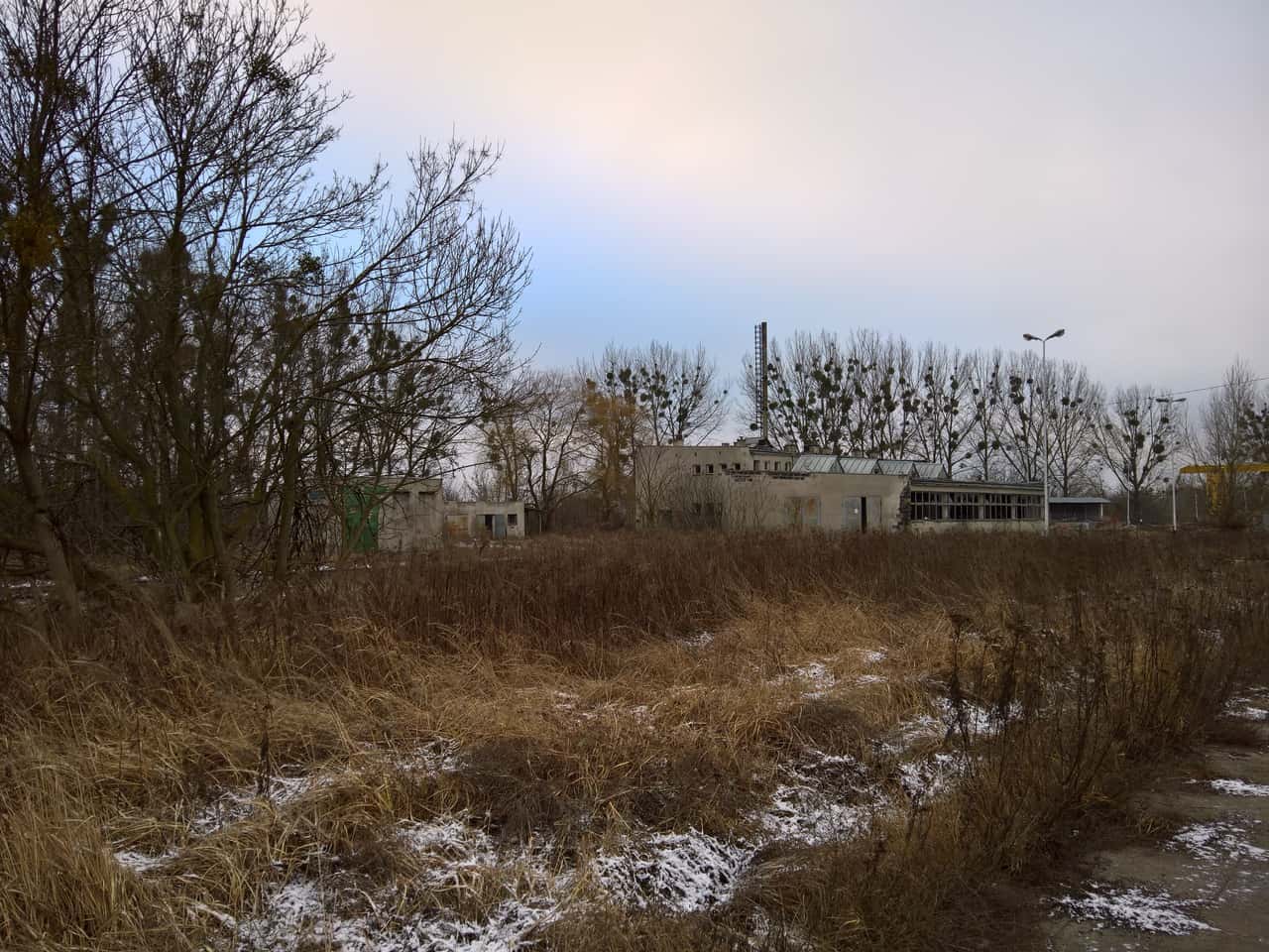 Opuszczone budynki PKP Laskowice Pomorskie, Laskowice, kujawsko-pomorskie — zdjęcie 3