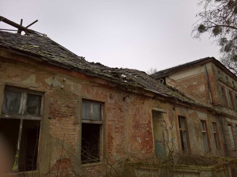 Dwór w Osówcu, Osówiec, województwo kujawsko-pomorskie - relacja z 01.2019, zdjęcie 5