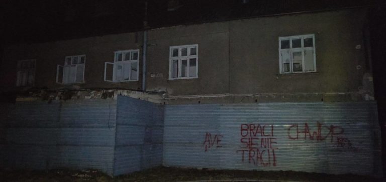 Opuszczone biurowce Huty, Krosno, województwo podkarpackie - zdjęcie 2