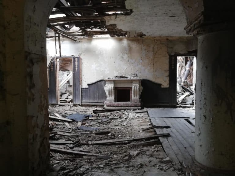 Zespół pałacowy Rzewuskich, Bratoszewice, województwo łódzkie - relacja z 03.2019, zdjęcie 6