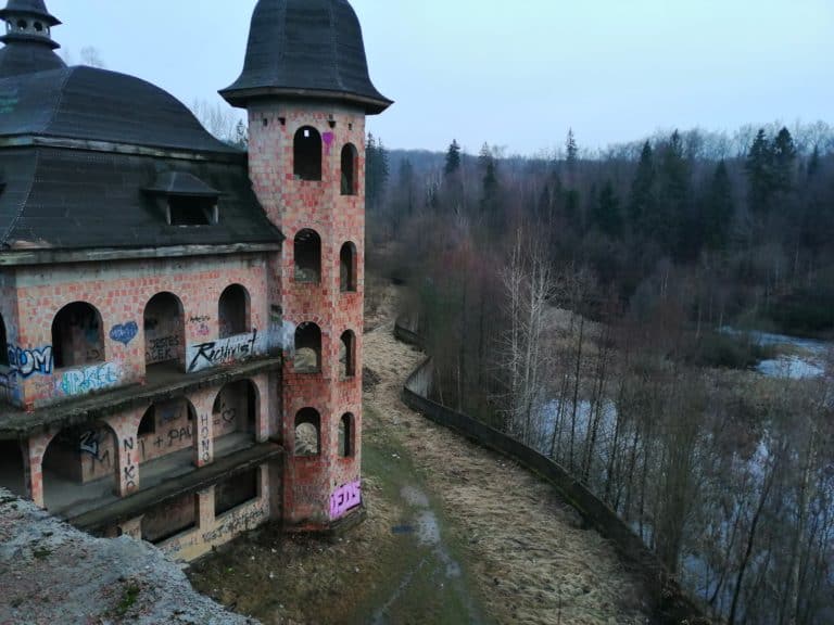 Zamek w Łapalicach, Łapalice, województwo pomorskie - relacja z 03.2019, zdjęcie 13