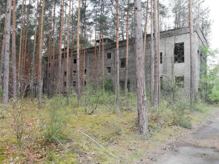 Pozostałości fabryki amunicji Deutsche Sprengchemie w Brożku, Brożek, województwo lubuskie - relacja z 04.2019, zdjęcie 5