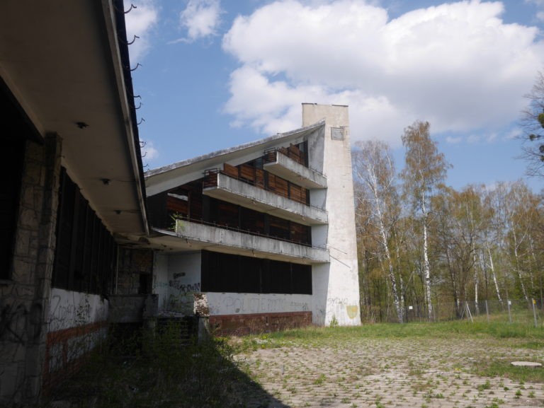 Opuszczony ośrodek wypoczynkowy Maciejka, Ustroń, województwo śląskie - relacja z 04.2019, zdjęcie 1