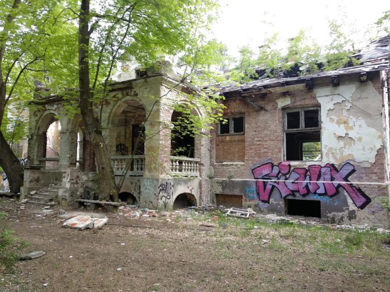 Dwór Bojarów, Otwock, województwo mazowieckie - relacja z 05.2019, zdjęcie 1