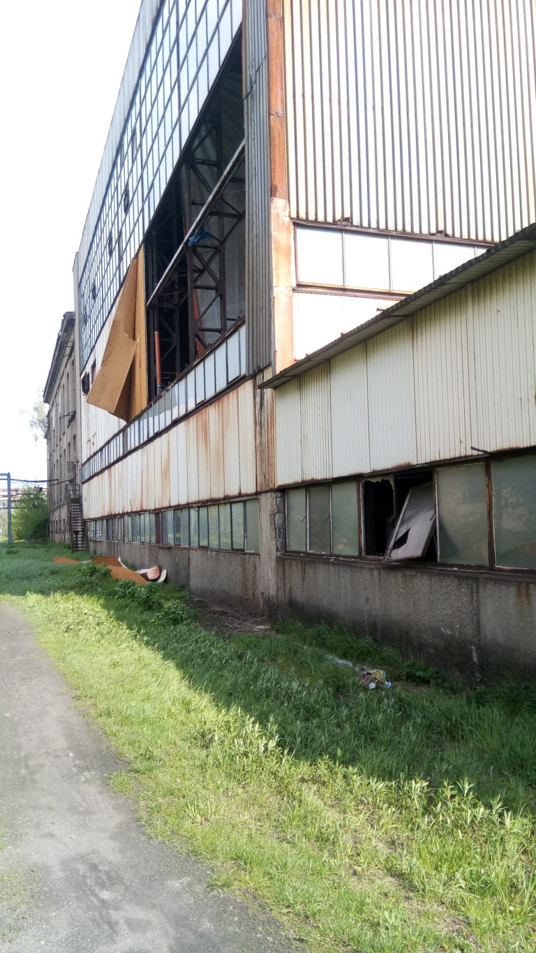Opuszczona Hala Przemysłowa, Tarnów, województwo małopolskie - relacja z 05.2019, zdjęcie 1