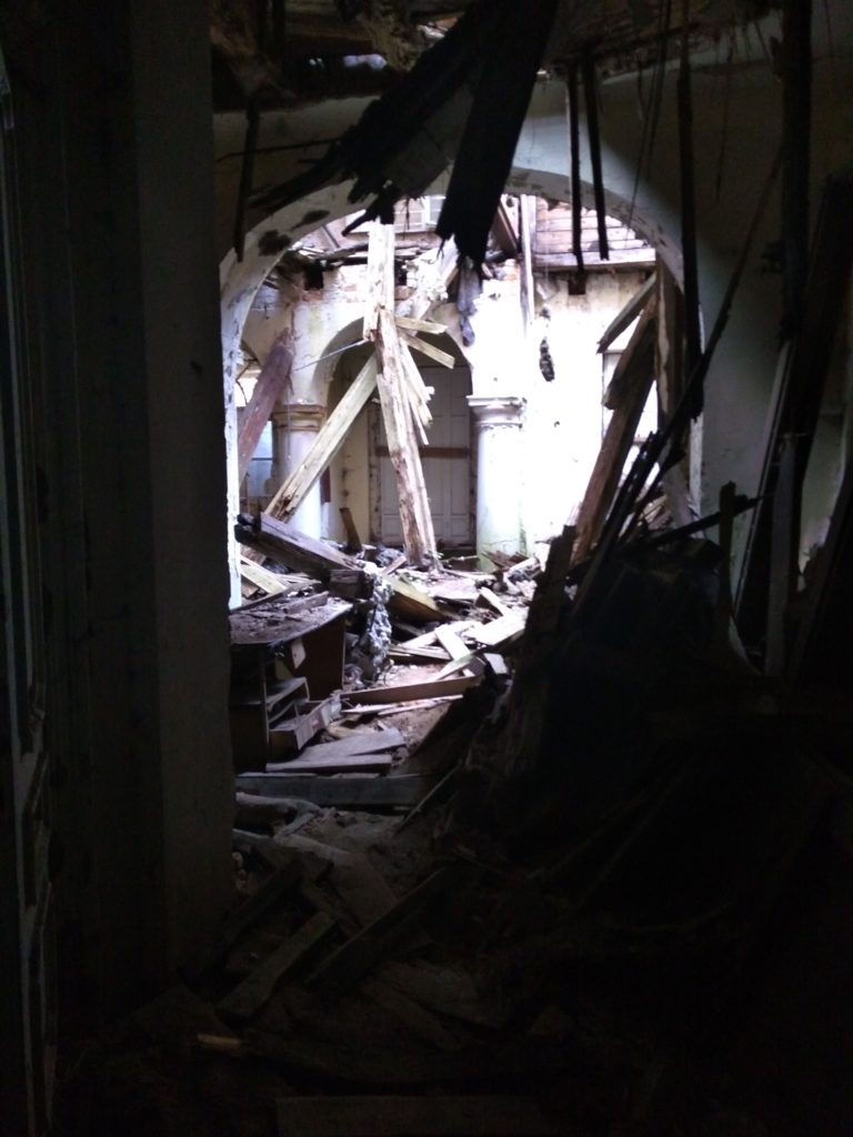 Zespół pałacowy Rzewuskich, Bratoszewice, województwo łódzkie - relacja z 05.2019, zdjęcie 24