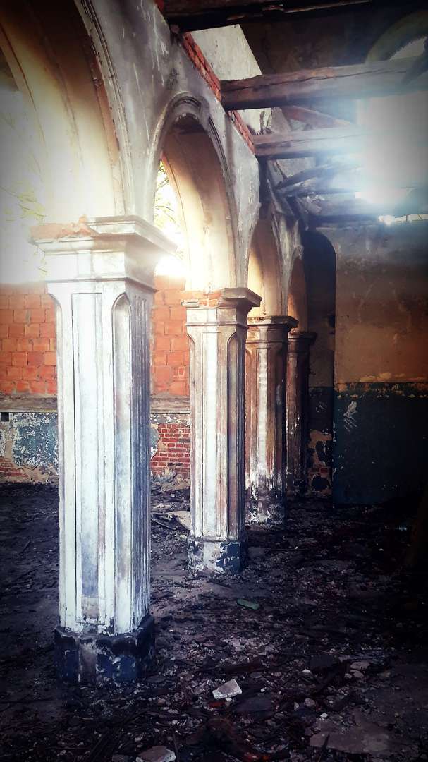 Stary kościół, Pabianice, województwo łódzkie