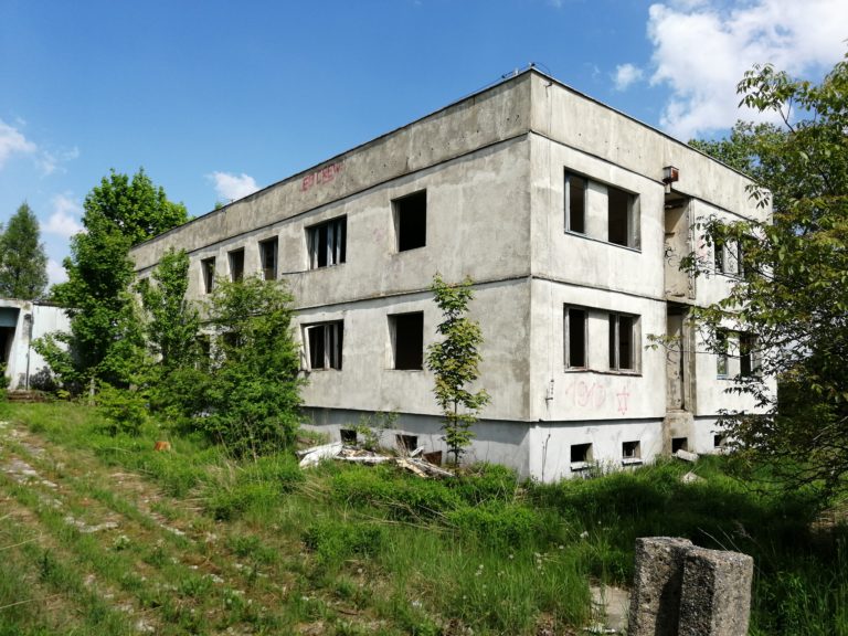 Rolnicza Spółdzielnia Wytwórcza Srebrna Dąbrówka (Klub ARKA), Wymokłe, województwo łódzkie - relacja z 05.2019, zdjęcie 1
