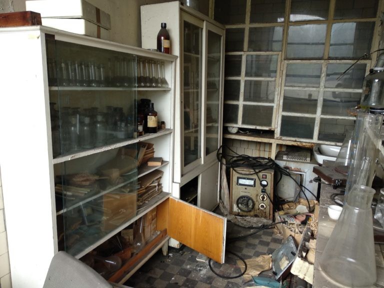 Opuszczone laboratorium, Cieszyn, województwo śląskie - zdjęcie 3