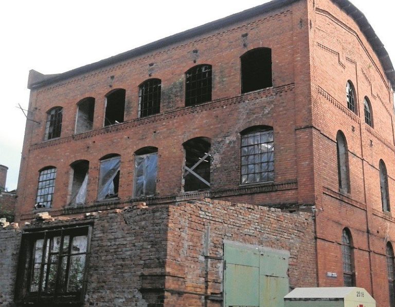 Budynek po magazynach zbożowych, Sławno, województwo zachodniopomorskie - zdjęcie 2
