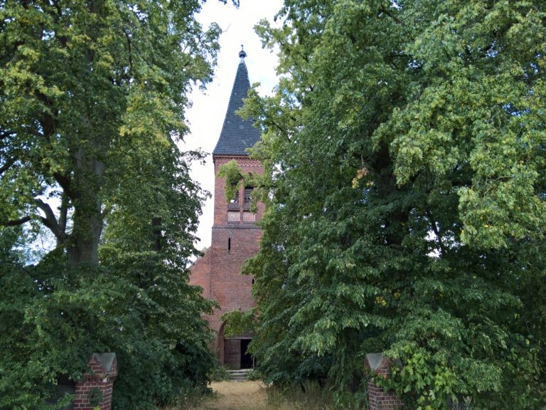 Kościół ewangelicki Zrazim, Ślizów, województwo kujawsko-pomorskie - relacja z 08.2019, zdjęcie 5