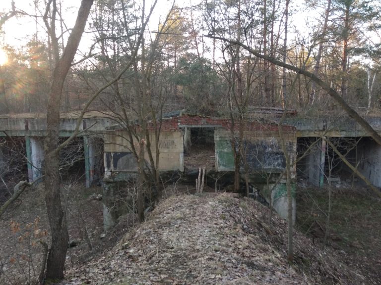 Teren dawnej jednostki wojskowej WRiA OPK, Kuźnia Raciborska, województwo śląskie - zdjęcie 1
