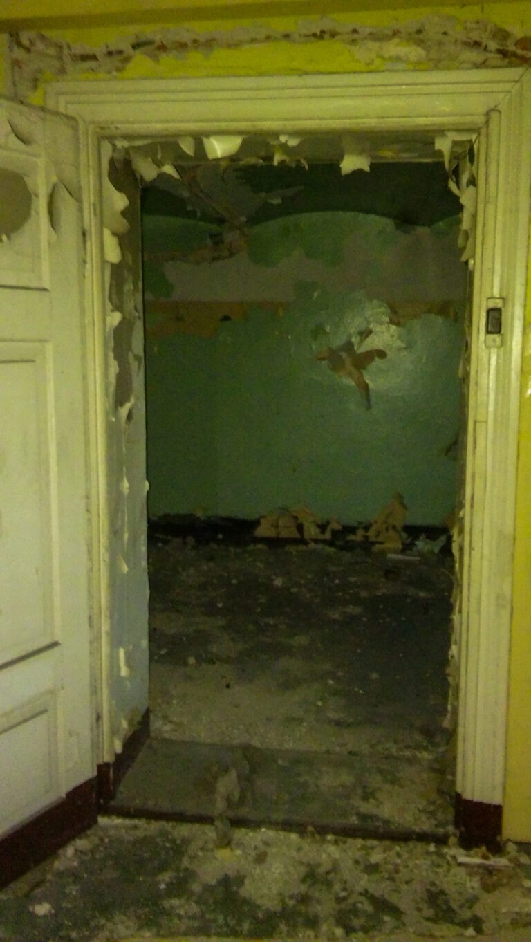 Opuszczony szpital wirecki, Ruda Śląska, województwo śląskie - relacja z 07.2017, zdjęcie 5