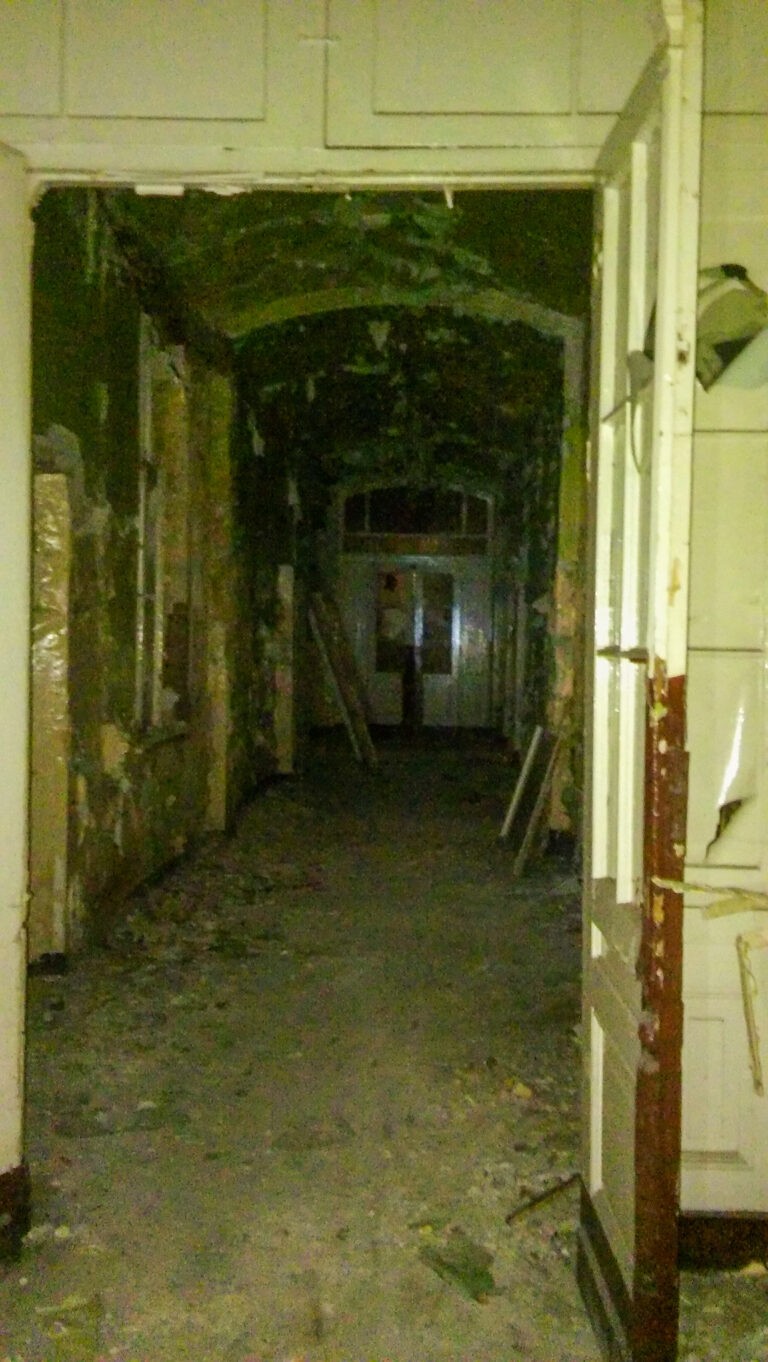 Opuszczony szpital wirecki, Ruda Śląska, województwo śląskie - relacja z 07.2017, zdjęcie 2