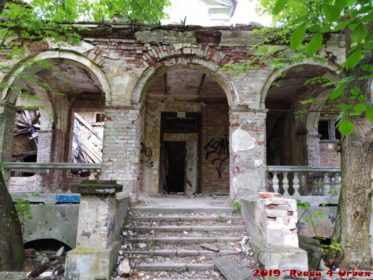 Dwór Bojarów, Otwock, województwo mazowieckie - relacja z 05.2019, zdjęcie 2