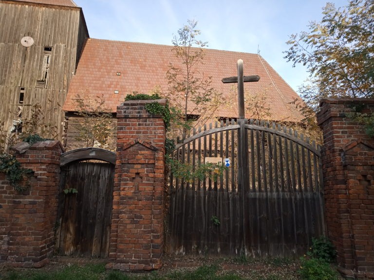 Kościół, Kuźniczysko, województwo dolnośląskie - zdjęcie 1
