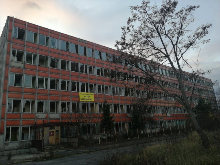 Biurowiec PKP, Dąbrowa Górnicza, województwo śląskie - relacja z 11.2019, zdjęcie 6