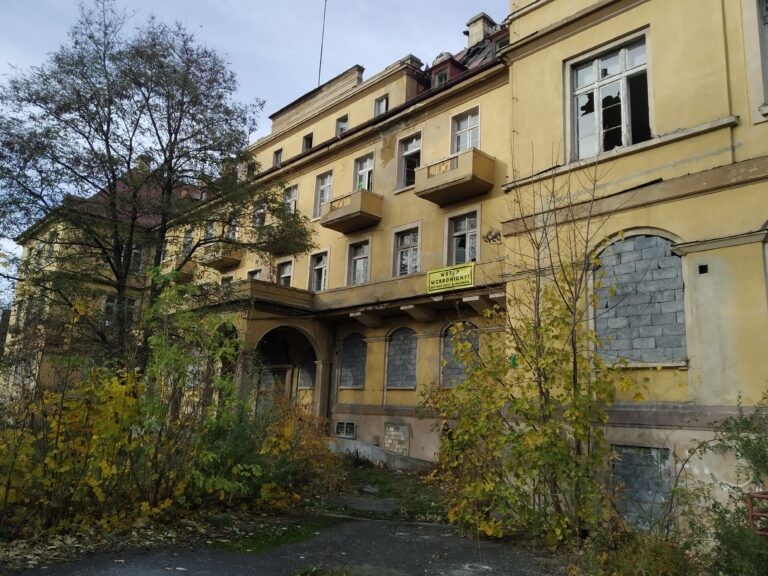 Opuszczony szpital przy ul. Westerplatte., Świdnica, województwo dolnośląskie - zdjęcie z relacji 2