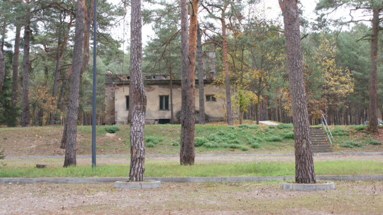Punkt Przyjęcia i Wyposażenia, Otwock, województwo mazowieckie - relacja z 11.2019, zdjęcie 1