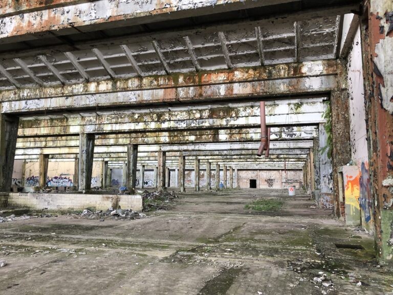 Opuszczone Zakłady Włókiennicze Bewelana w Bielsku-Białej, Bielsko-Biała, województwo śląskie - relacja z 11.2019, zdjęcie 1