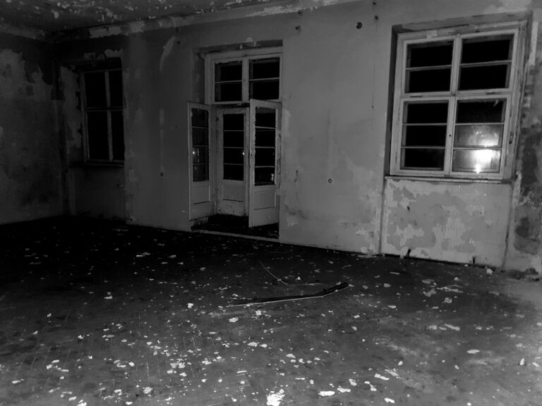 Opuszczony Szpital Chorób Nieuleczalnych, Wrocław, województwo dolnośląskie - relacja z 12.2019, zdjęcie 2