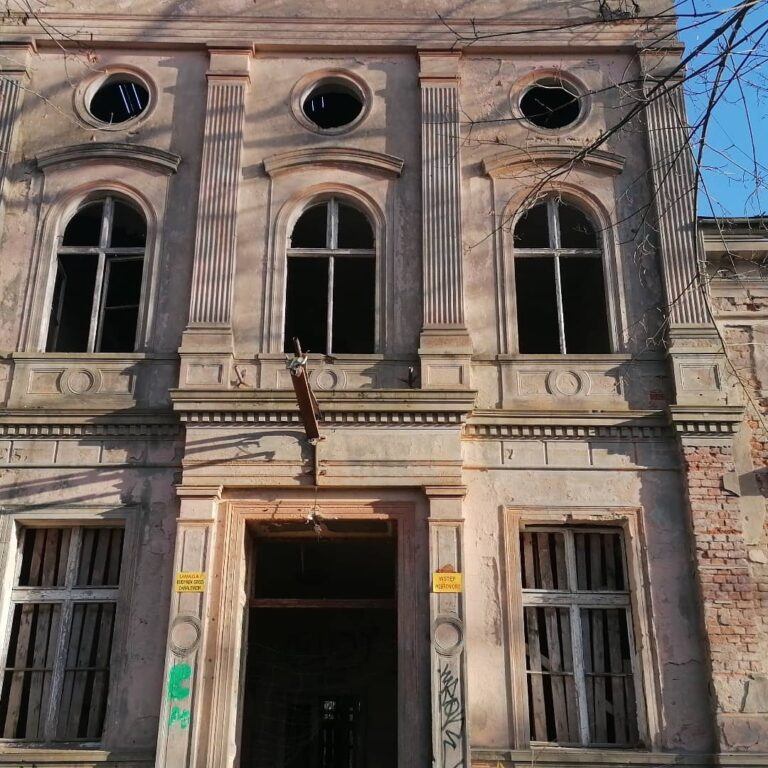 Opuszczony pałac w Zawiszy, Węgrzynice, województwo lubuskie - relacja z 12.2019, zdjęcie 4