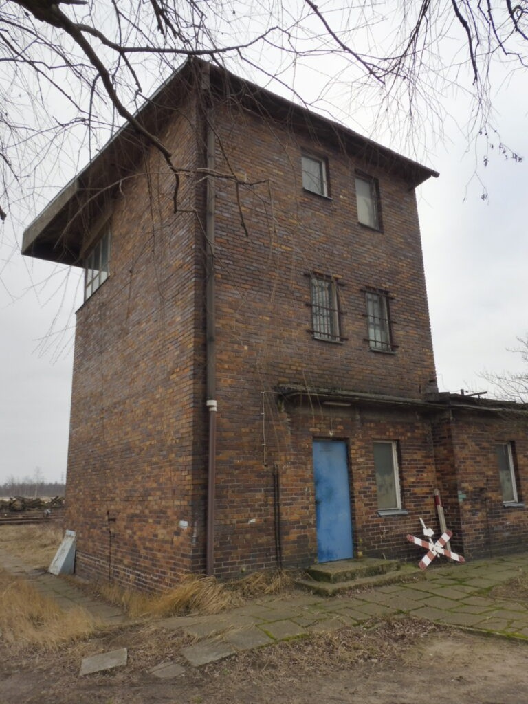 Opuszczona nastawnia kolejowa, Gdańsk, województwo pomorskie - zdjęcie 2