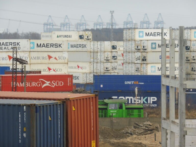 Opuszczony zakład przemysłowy, Gdańsk, województwo pomorskie - zdjęcie 9