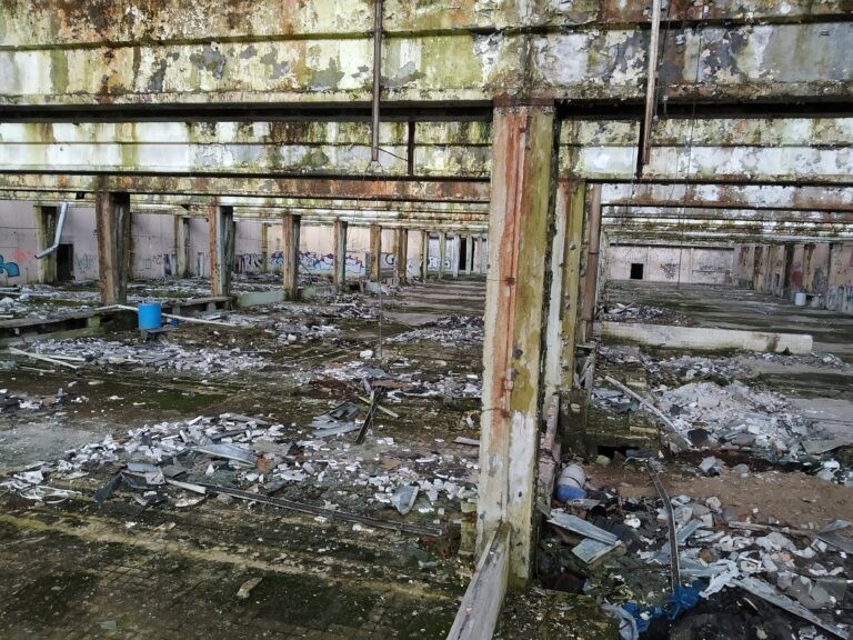 Opuszczone Zakłady Włókiennicze Bewelana w Bielsku-Białej, Bielsko-Biała, województwo śląskie - relacja z 01.2020, zdjęcie 5