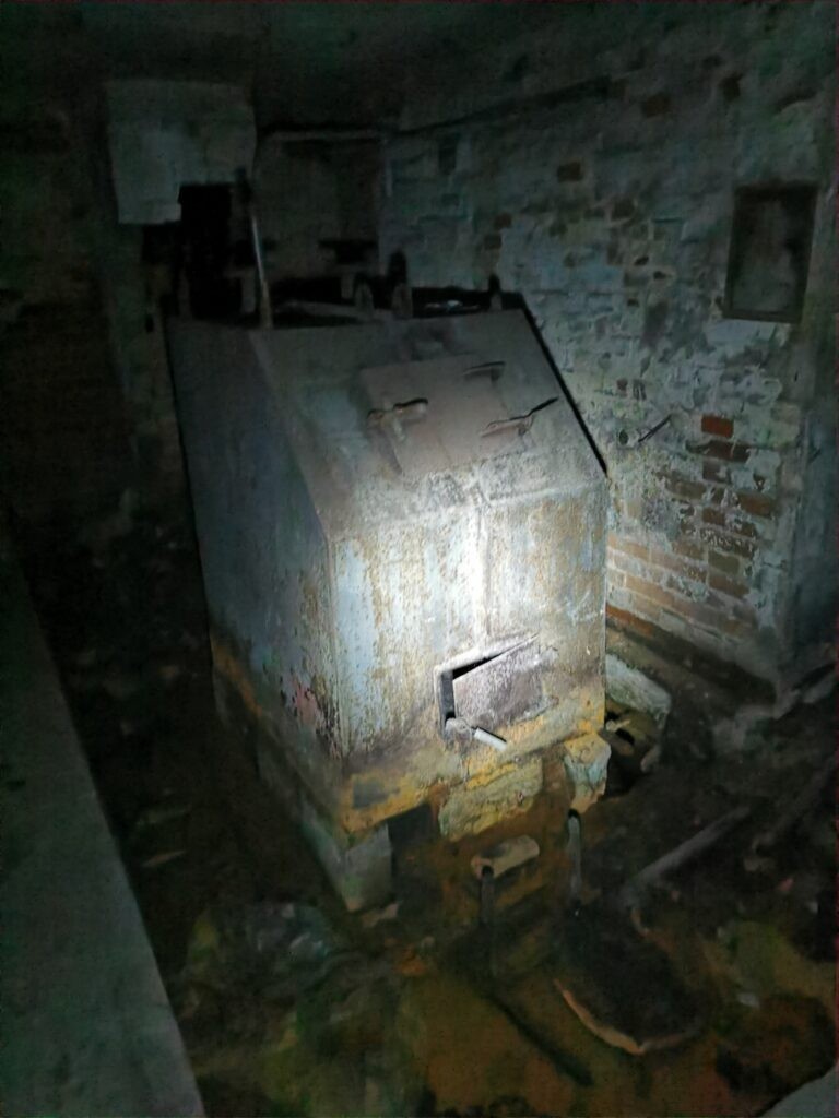 Szkoła podstawowa, Bukowiec, województwo kujawsko-pomorskie - relacja z 01.2020, zdjęcie 27