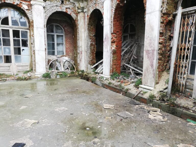 Zespół pałacowy Rzewuskich, Bratoszewice, województwo łódzkie - zdjęcie z relacji 37