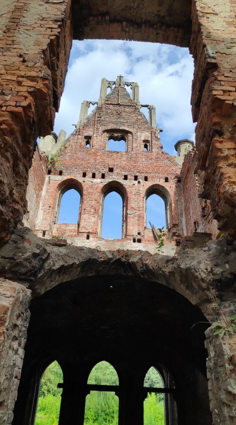 Pałac rodziny Schaffgotsch, Kopice, województwo opolskie - relacja z 08.2019, zdjęcie 5