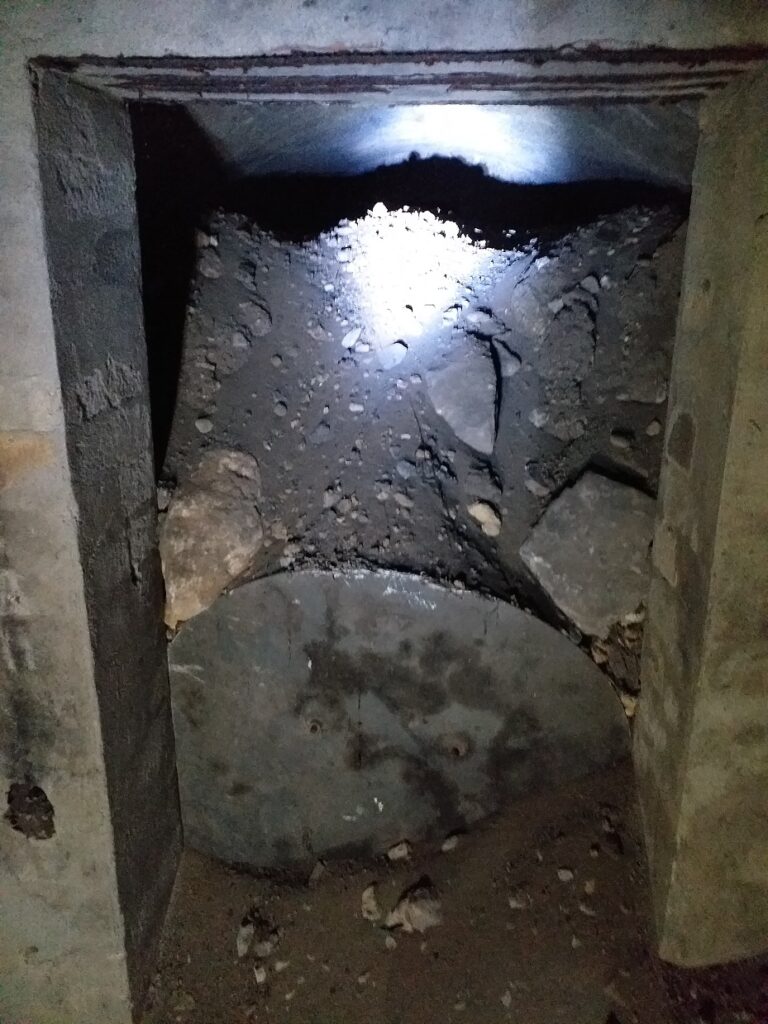 Schron / Szczelina przeciwlotnicza, Jaworzno, województwo śląskie - zdjęcie 7