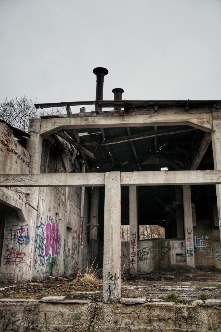 Opuszczona fabryka, Krzeszowice, województwo małopolskie - zdjęcie 1
