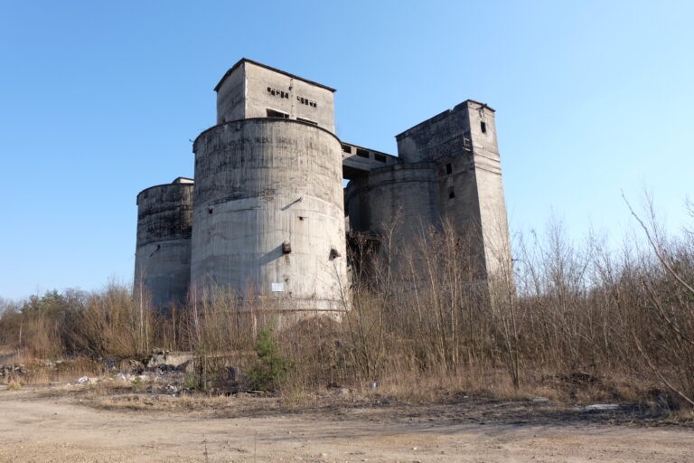 Stara Cementownia, Jaworzno, województwo śląskie - relacja z 04.2020, zdjęcie 1