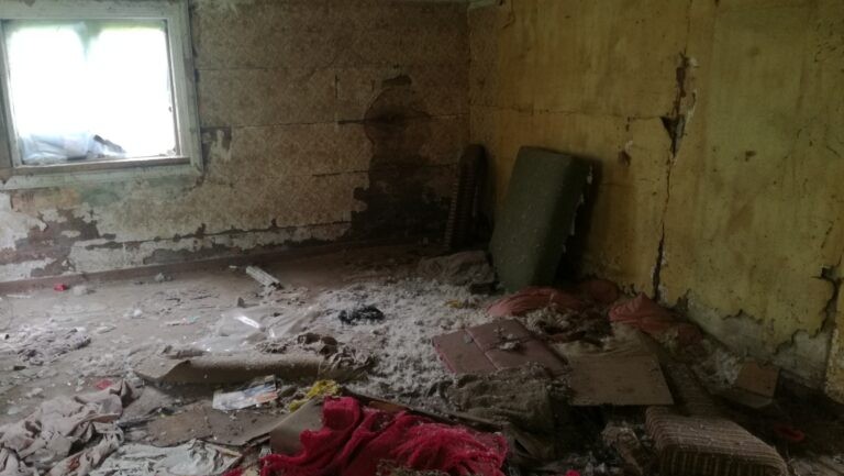 Opuszczony dom na skowronkowej w Grudziądzu, Grudziądz, województwo kujawsko-pomorskie - zdjęcie 2