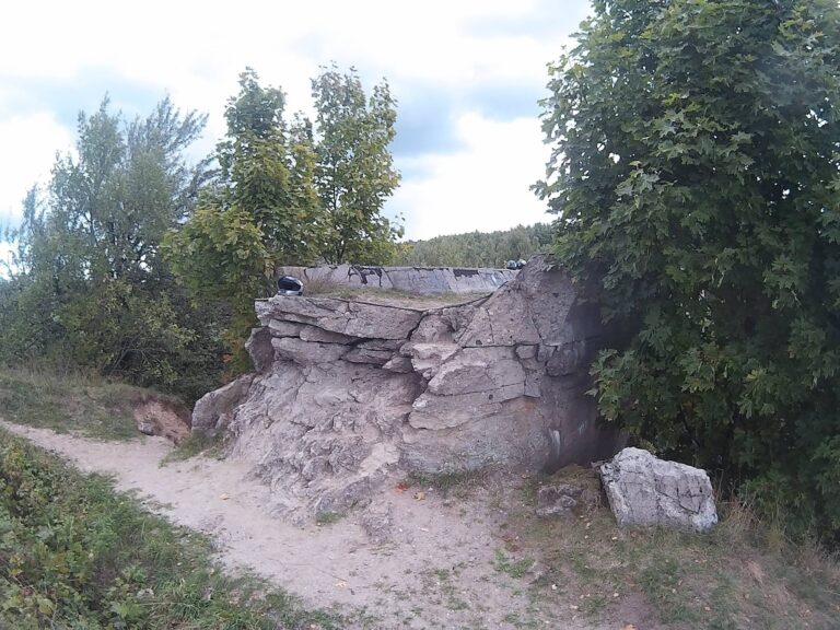 Wysadzony most kolejowy, Kruklanki, województwo warmińsko-mazurskie - zdjęcie 3
