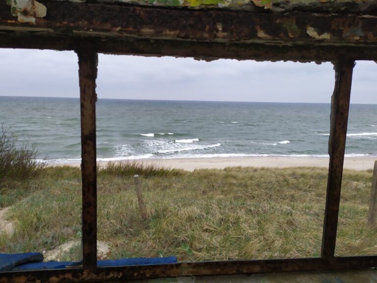 Bobolin Bunkry na plaży, Bobolin, województwo zachodniopomorskie - zdjęcie 1