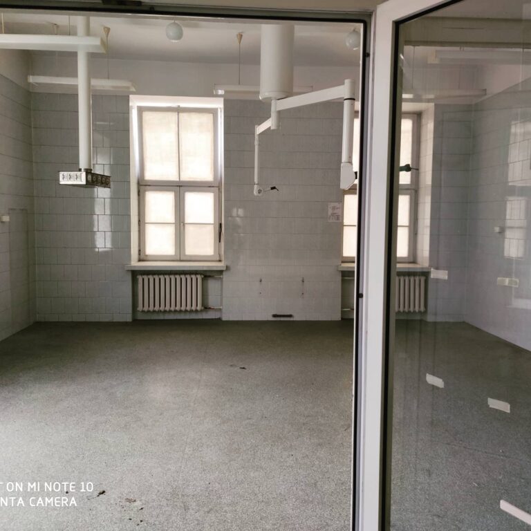 Opuszczony szpital, Przemyśl, województwo podkarpackie - zdjęcie 6