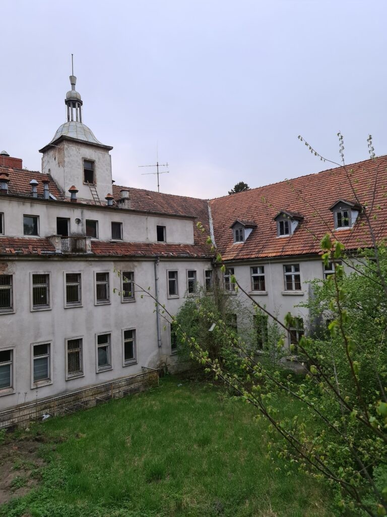 Miłowody Opuszczone Sanatorium, Kowanówko, województwo wielkopolskie - zdjęcie z relacji 11