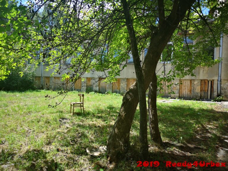 Opuszczony szpital, Starachowice, województwo świętokrzyskie - relacja z 08.2019, zdjęcie 3