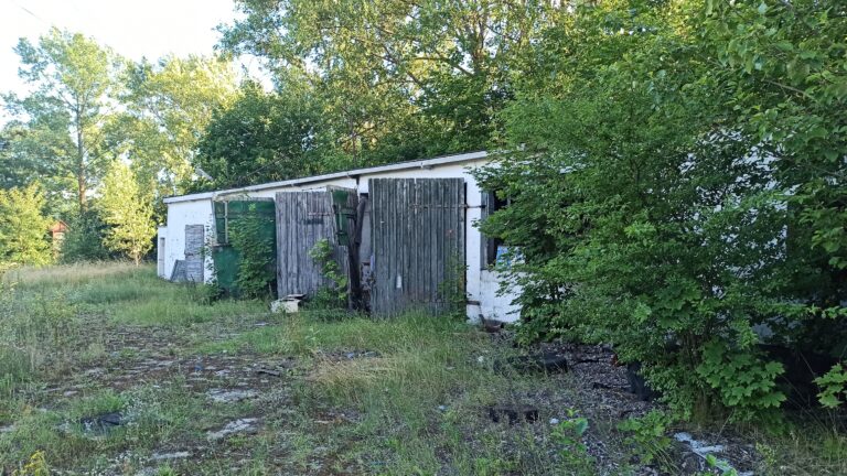 Opuszczony kompleks budynków., Grabowo Kościerskie, województwo pomorskie - relacja z 07.2020, zdjęcie 6