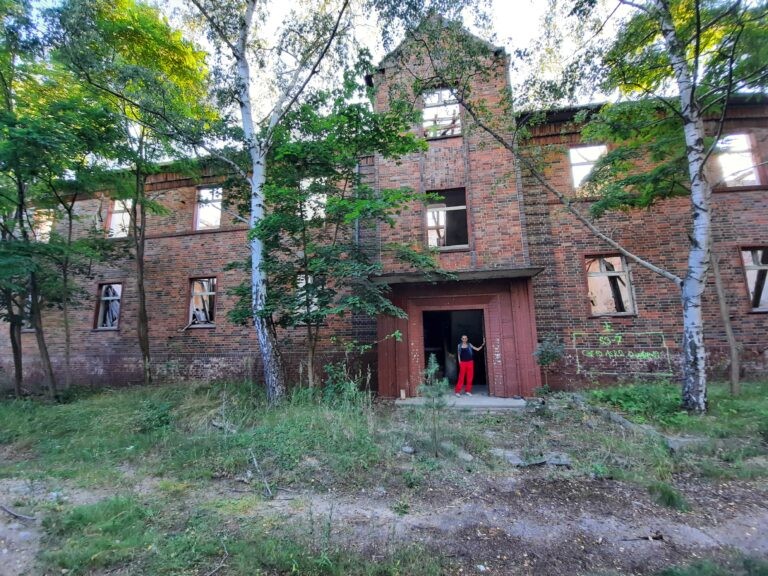 Opuszczone Miasto-Pstrąże, Pstrąże, województwo dolnośląskie - relacja z 07.2020, zdjęcie 10