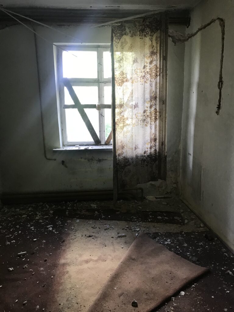 Opuszczona jednostka wojskowa (Pułk Lotniczy), Babimost, województwo lubuskie - relacja z 07.2020, zdjęcie 27