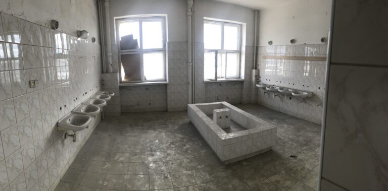 Opuszczona jednostka wojskowa (Pułk Lotniczy), Babimost, województwo lubuskie - relacja z 07.2020, zdjęcie 23