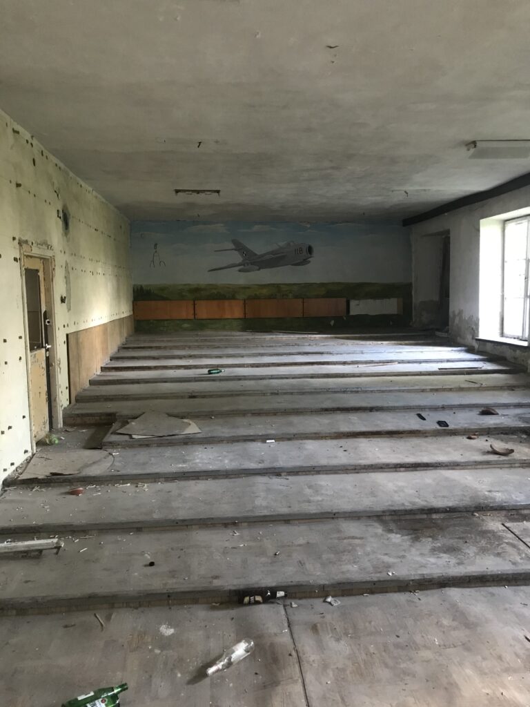 Opuszczona jednostka wojskowa (Pułk Lotniczy), Babimost, województwo lubuskie - relacja z 07.2020, zdjęcie 21
