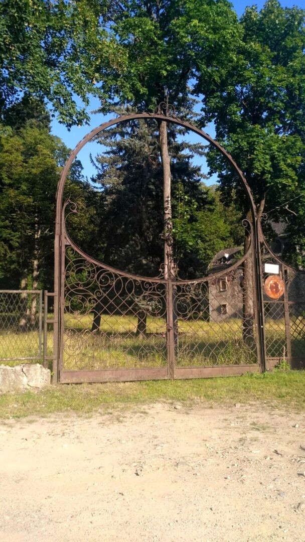 Pałac z XVI wieku, Wojcieszów, dolnośląskie — zdjęcie 2