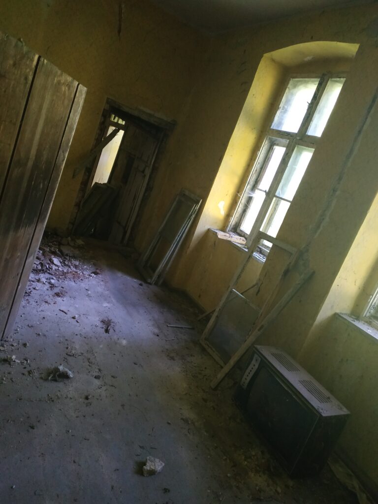 Dworek Myśliwski, Gwoździce, województwo opolskie - relacja z 08.2020, zdjęcie 6